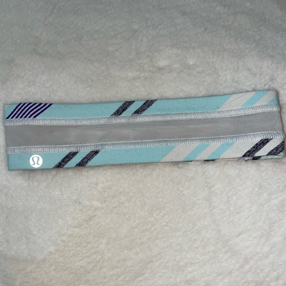 Blue and White Pattern Lululemon Headband with Mesh Center